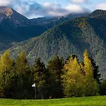 Luxury Pirin Golf & Country Club 반스코