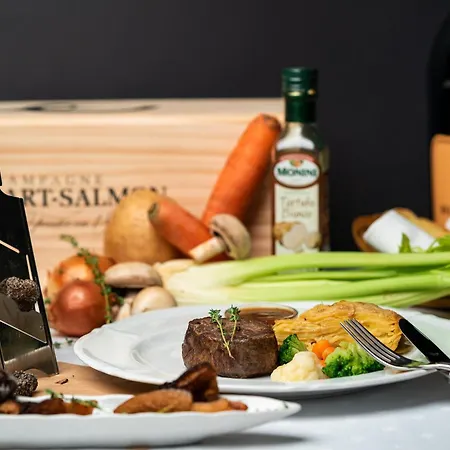 Luxury Pirin Golf & Country Club *